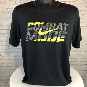 Nike Men’s Short Sleeve Graphic Tee Medium 0008